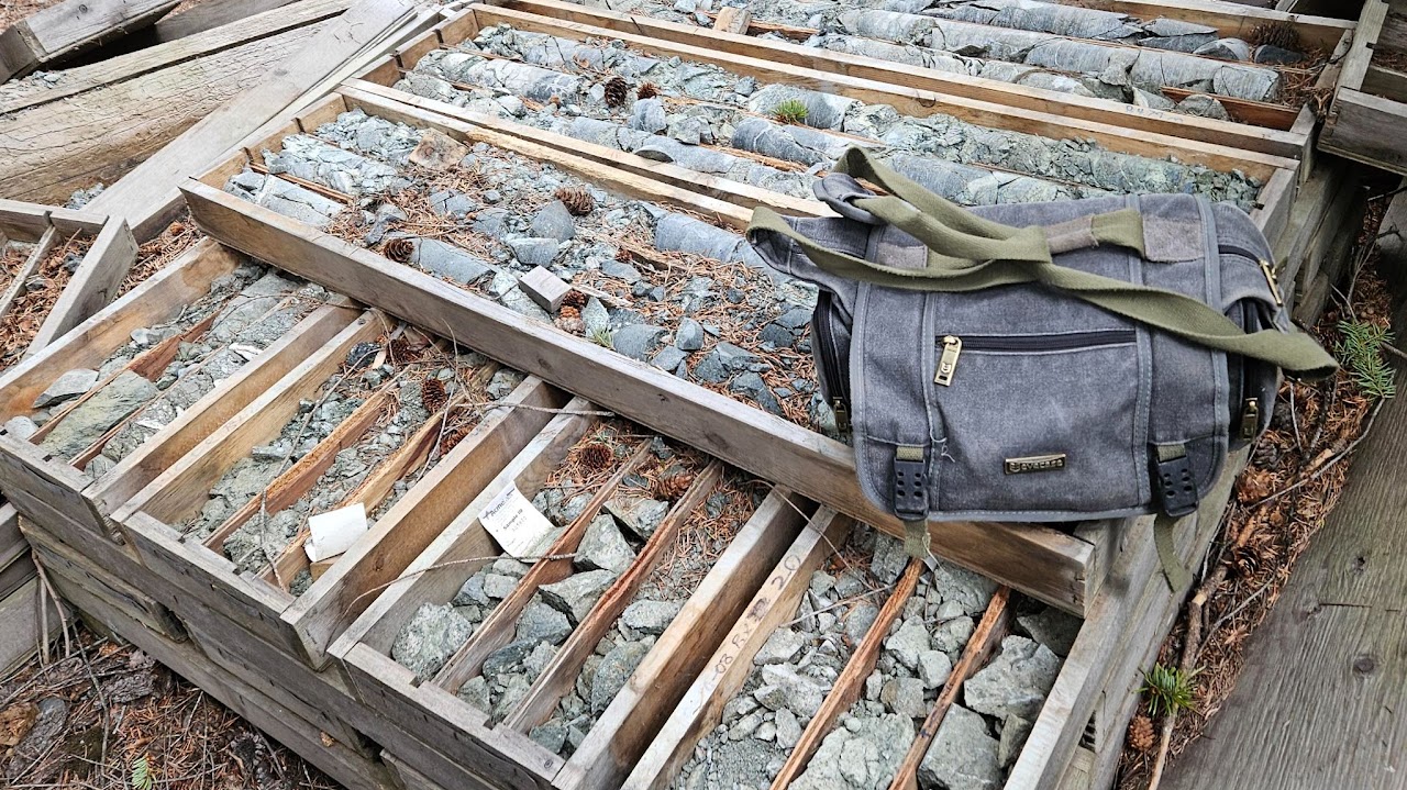 Allies access or field area